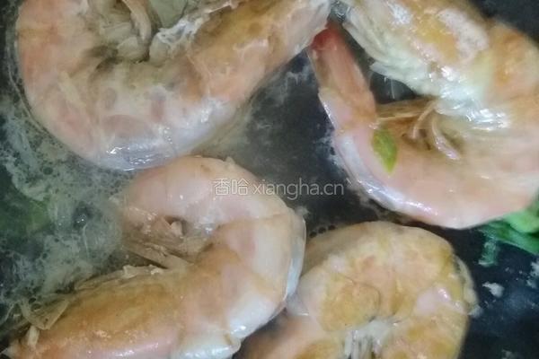 蓝调油焖大虾的做法图解7