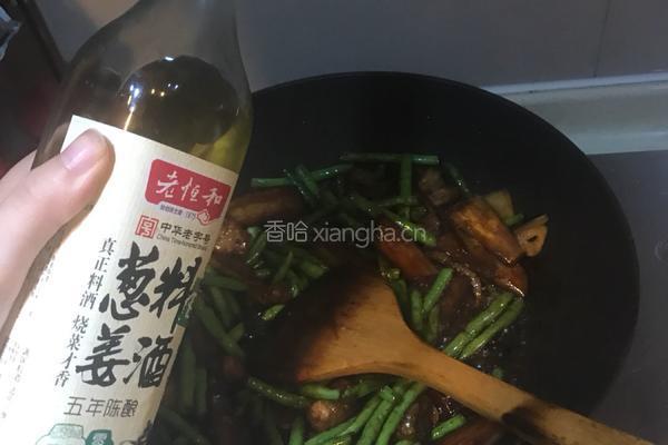 茄子豆角五花肉焖饭的做法图解8