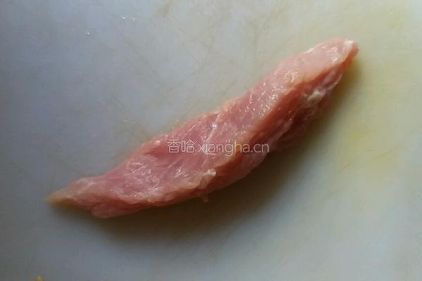 青椒炒肉丝的做法图解1
