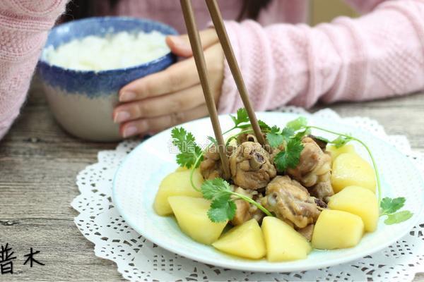 土豆烧鸡腿的做法图解8