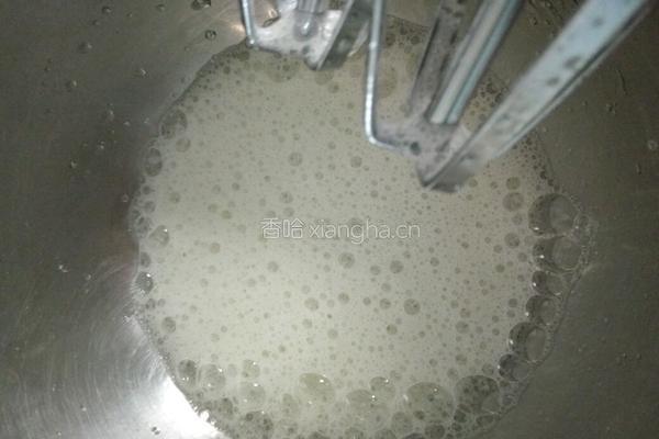 酸奶戚风纸杯蛋糕的做法图解6