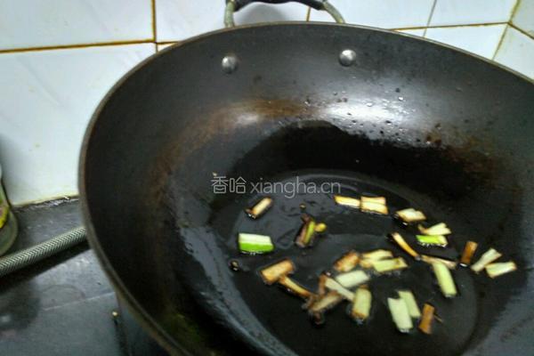 芹菜炒肉的做法图解9