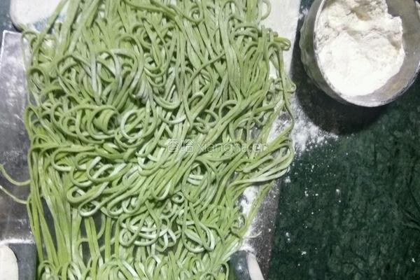 豆腐臊子蔬菜面的做法图解4