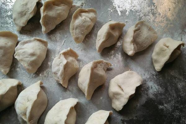鱼丸馅饺子的做法图解7