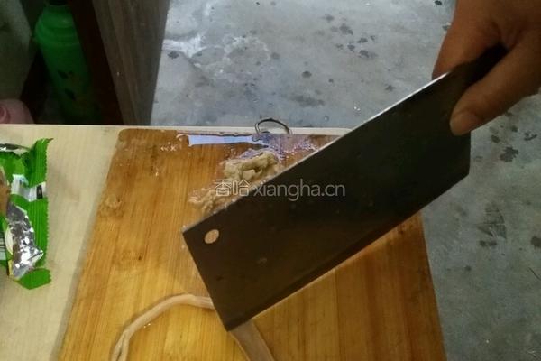 洋葱爆鸡肠的做法图解1