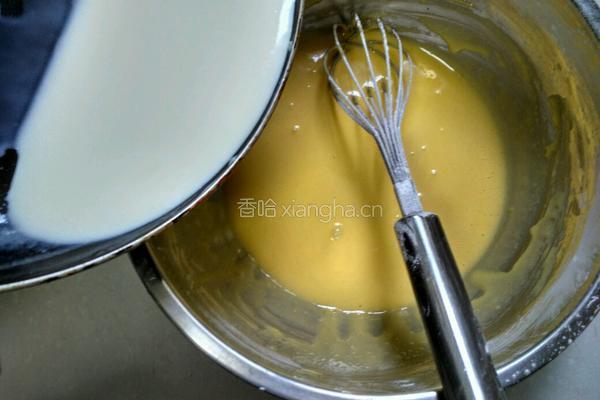 北海道戚风杯的做法图解3