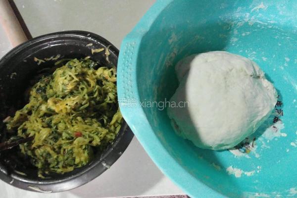南瓜馅儿饺子的做法图解4