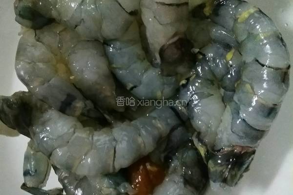 土豆虾球的做法图解3