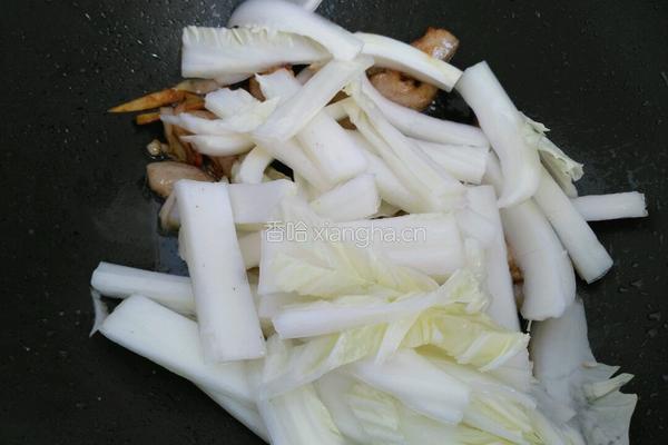 肥肉膘炖白菜的做法图解8