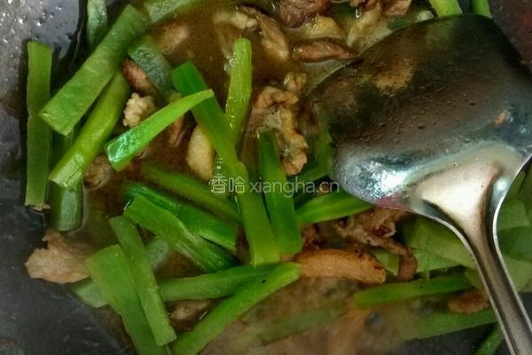肉丝炒豆腐干的做法图解3