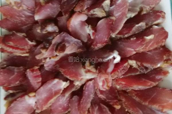 青蒜炒（瘦）腊肉的做法图解3