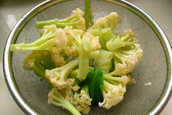 干煸孜然菜花的做法图解4