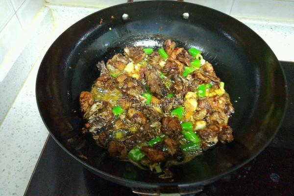 土豆烧土鸡的做法图解4