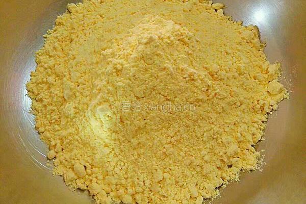 蔬菜双色玉米卷的做法图解2