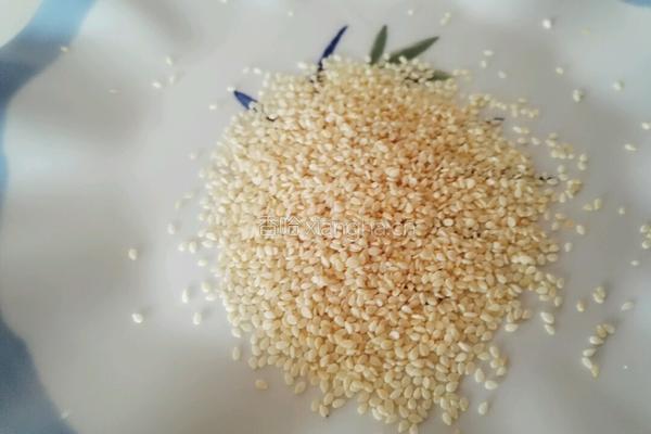 芝麻土豆饼的做法图解8