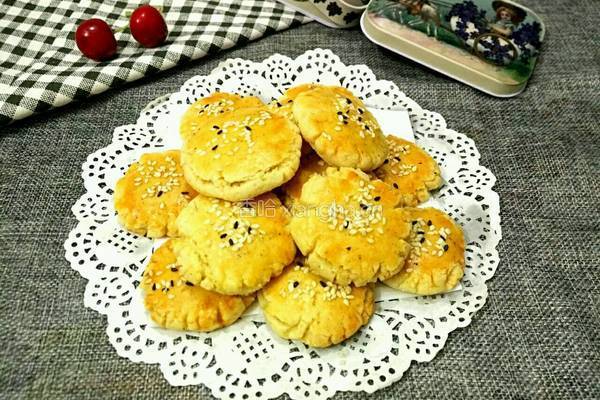 香酥饼干的做法图解1