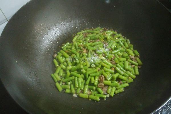 家常炒豆角的做法图解7