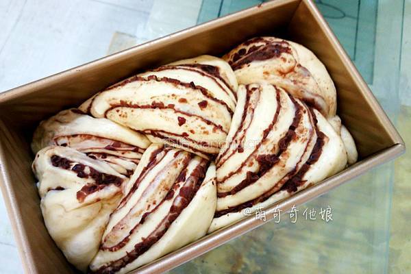 大理石纹豆沙土司的做法图解20