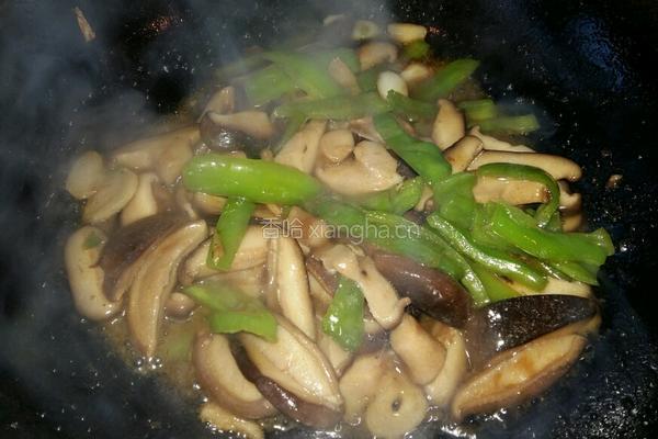 香菇尖椒炒鸡蛋（蚝油口味）的做法图解10