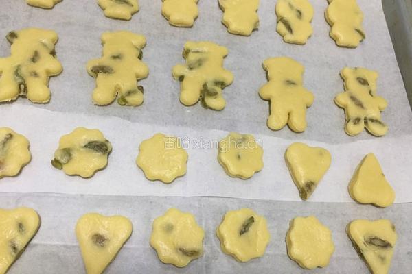 动物葡萄干松饼的做法图解9
