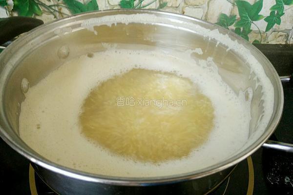小米粥的做法图解5