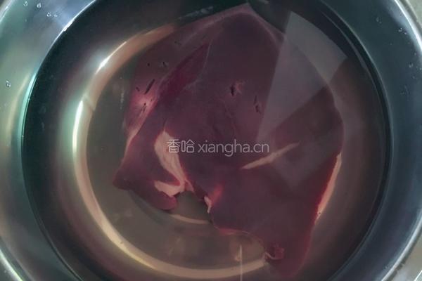 炒猪肝的做法图解1