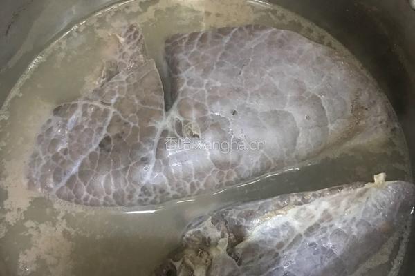猪肺橄榄汤的做法图解4