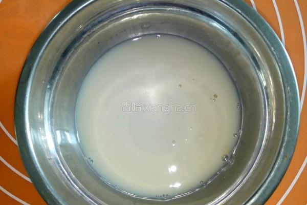 豆沙卷的做法图解2