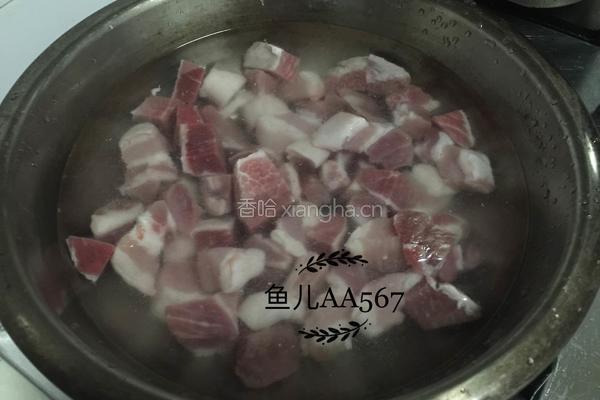 猪肉炖松伞蘑的做法图解4