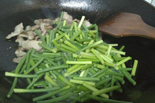 蒜苔炒肉片的做法图解9