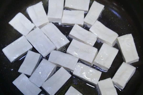 糖醋包浆豆腐的做法图解2