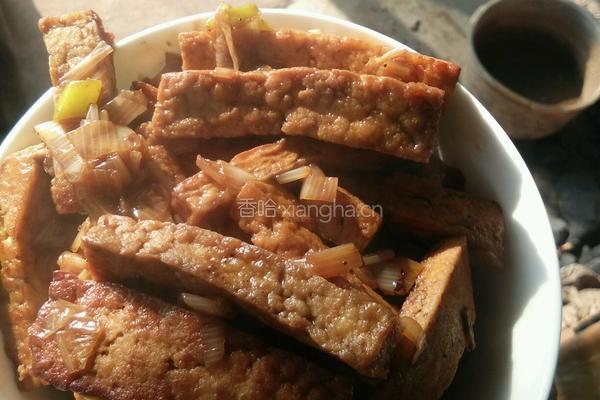大葱烧豆腐的做法图解5