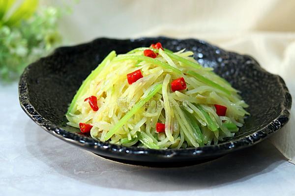 小芹菜炒土豆丝的做法图解10