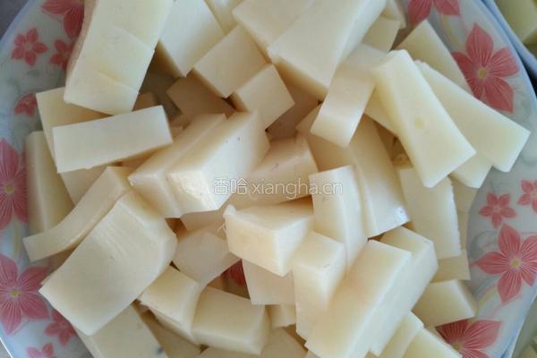 凉拌米豆腐的做法图解2