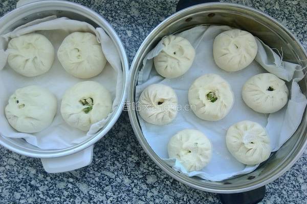 芹菜豆干包子的做法图解11