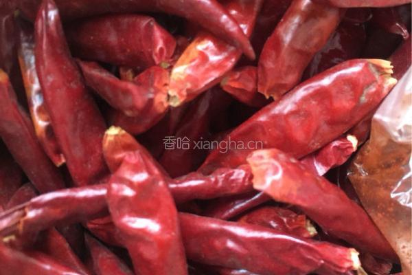 香脆辣椒的做法图解1