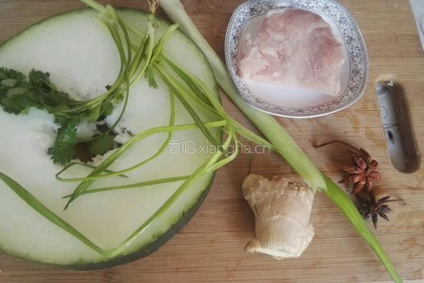 冬瓜烧肉的做法图解1