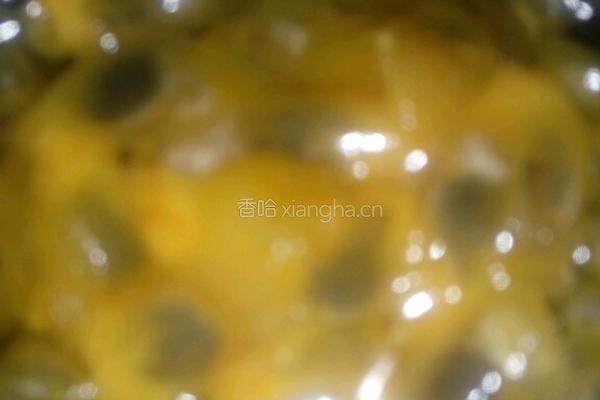 百香果金桔饮的做法图解3