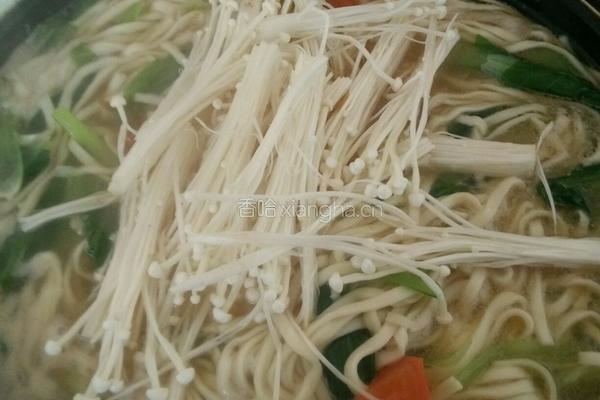 家常西红柿鸡蛋面（荤）的做法图解8