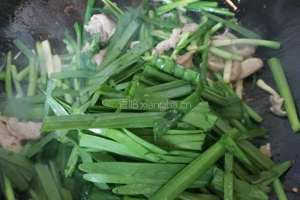 韭菜炒冬笋肉丝的做法图解7