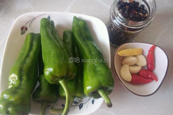 豆豉炒青椒的做法图解1