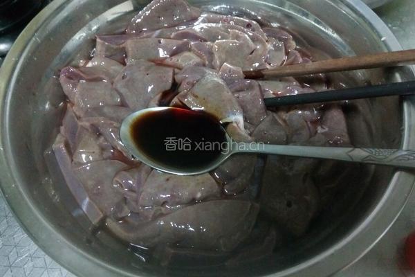 泡菜炒猪肝的做法图解4