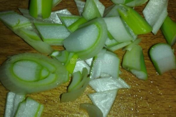 白菜炖粉条的做法图解5
