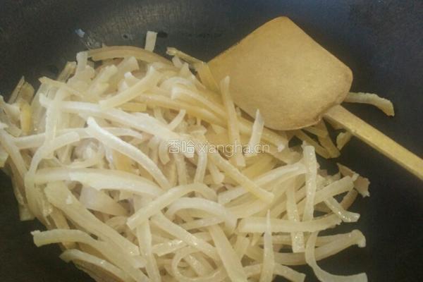 美味皮冻的做法图解4