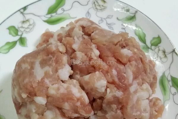 大头菜炒肉的做法图解2