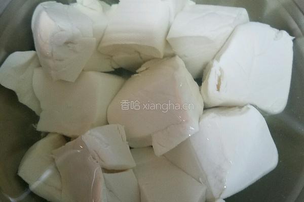 鲍汁焗豆腐的做法图解2