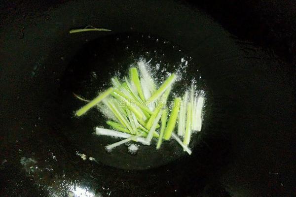胡萝卜炒鸡蛋的做法图解6