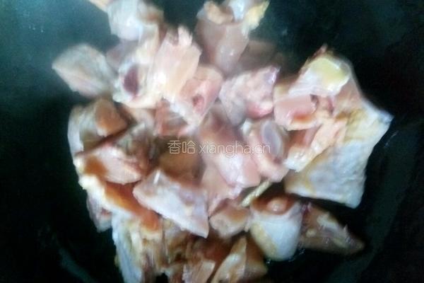 土豆烧鸡块的做法图解4