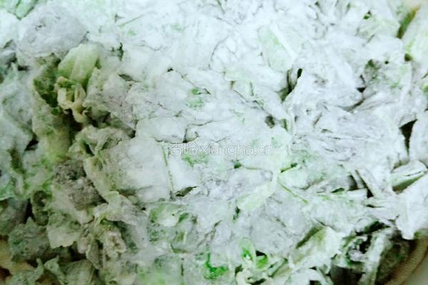 炒莴苣叶蒸菜的做法图解3