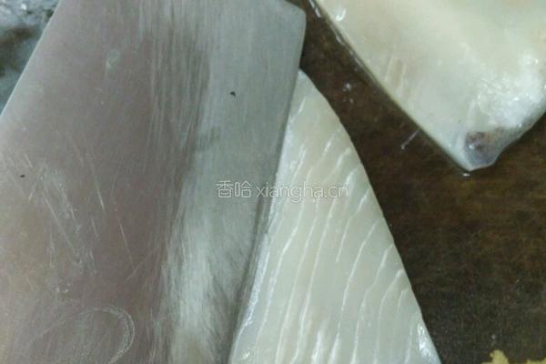 鲜鱿炒芹菜的做法图解5